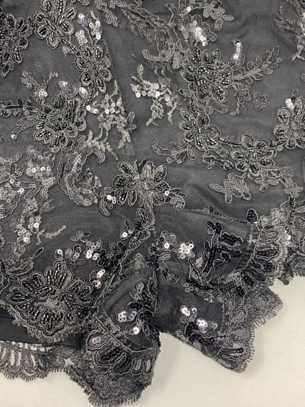 Alice + Olivia Alaina Black Lace Romper 6 NWT $550 - Picture 10 of 14